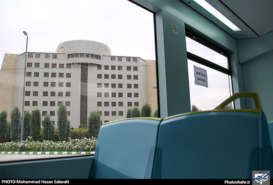 گزارش تصویری | بازدید شهرآرایی ها از قطار شهری مشهد | عکس : محمد حسن صلواتی / شهرآرا