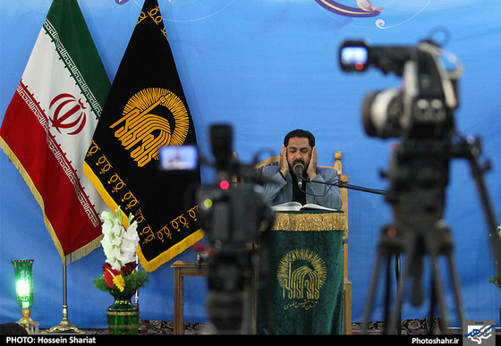 گزارش تصویری | محفل قرآنی بزرگداشت جانباختگان فاجعه منا در حرم  رضوی | عکس:حسین شریعت /شهرآرا