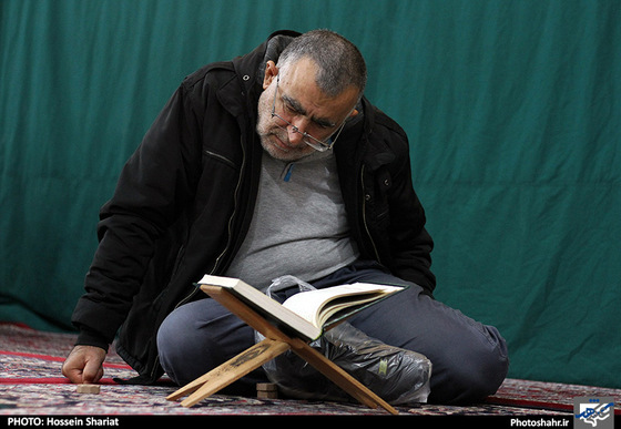 گزارش تصویری | محفل قرآنی بزرگداشت جانباختگان فاجعه منا در حرم  رضوی | عکس:حسین شریعت /شهرآرا
