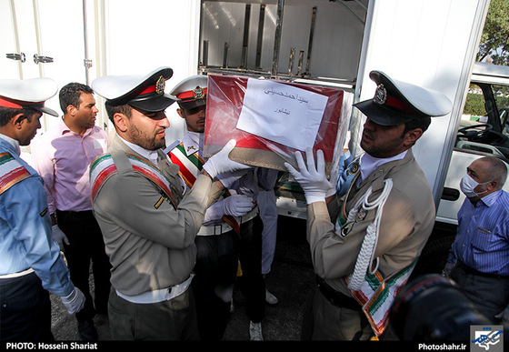 گزارش تصویری | مراسم تشییع پیکر جان باختگان فاجعه منا در مشهد | عکس : حسین شریعت/شهرآرا