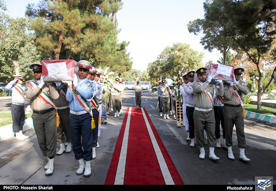 گزارش تصویری | مراسم تشییع پیکر جان باختگان فاجعه منا در مشهد | عکس : حسین شریعت/شهرآرا