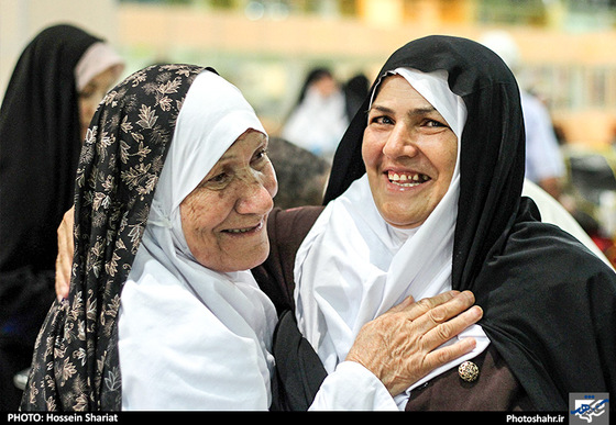 گزارش تصویری | بازگشت اولین گروه حجاج مشهدی از سفر حج | عکس:حسین شریعت/ شهرآرا