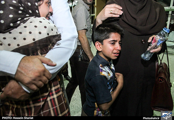 گزارش تصویری | بازگشت اولین گروه حجاج مشهدی از سفر حج | عکس:حسین شریعت/ شهرآرا