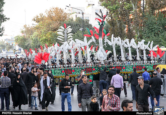 گزارش تصویری | کاروان اعلان ماه محرم در مشهد | عکس : حسین شریعت /شهرآرا