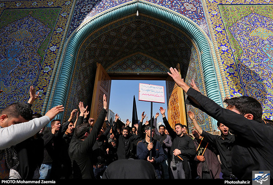 گزارش تصویری | مراسم عزاداری عاشورای حسینی در مشهد | عکس : محمد زائرنیا / شهرآرا