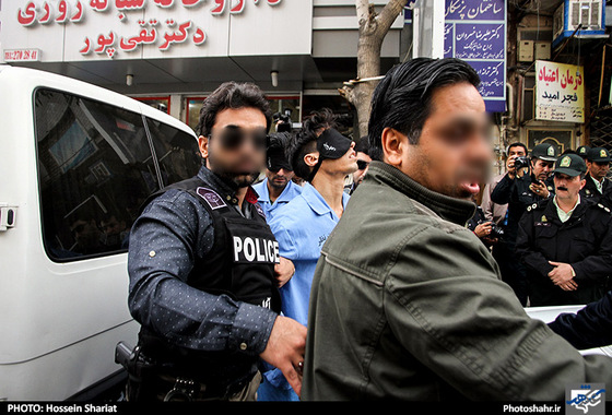 گزارش تصویری | بازسازی صحنه قتل طلافروش مشهدی | عکس :حسین شریعت /شهرآرا