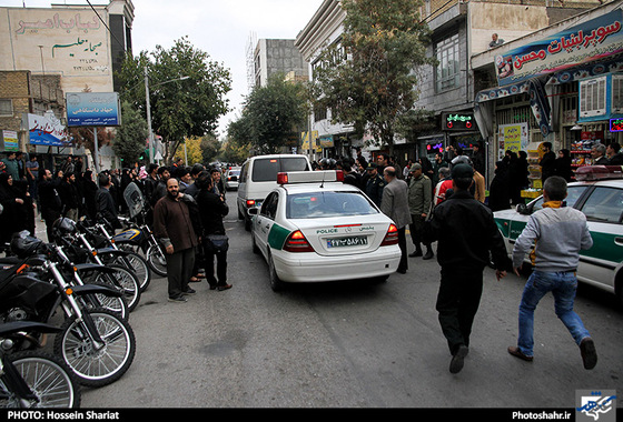 گزارش تصویری | بازسازی صحنه قتل طلافروش مشهدی | عکس :حسین شریعت /شهرآرا