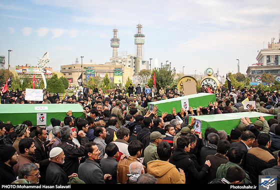 گزارش تصویری | تشییع سه شهید مدافع حرم در مشهد | عکس : محمد حسن صلواتی /شهرآرا