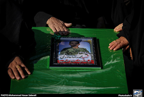 گزارش تصویری | تشییع سه شهید مدافع حرم در مشهد | عکس : محمد حسن صلواتی /شهرآرا