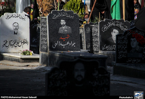 گزارش تصویری | تشییع سه شهید مدافع حرم در مشهد | عکس : محمد حسن صلواتی /شهرآرا