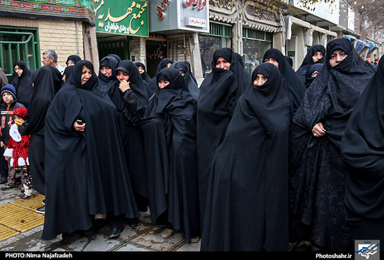 گزارش تصویری | تشییع پیکر جانباز شهید سید علی یوسفی در مشهد | عکس : نیما نجف زاده /شهرآرا