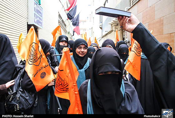 گزارش تصویری | بدرقه کاروان زائران پیاده کربلا جامعه المصطفی / عکس :حسین شریعت /شهرآرا