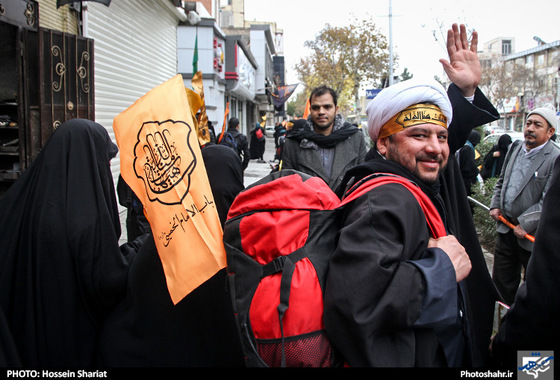 گزارش تصویری | بدرقه کاروان زائران پیاده کربلا جامعه المصطفی / عکس :حسین شریعت /شهرآرا