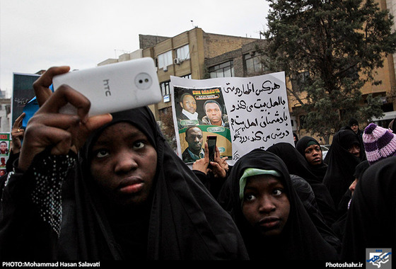 گزارش تصویری | تجمع اعتراض‌آمیز در محکومیت کشتار شیعیان نیجریه‎ در مشهد | عکس : محمد حسن صلواتی / شهرآرا