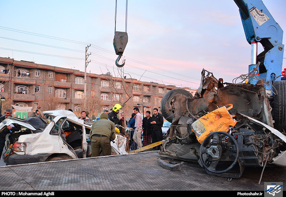 گزارش تصویری | سانحه تصادف در بلوار فکوری مشهد | عکس : محمد عقیلی /شهرآرا
