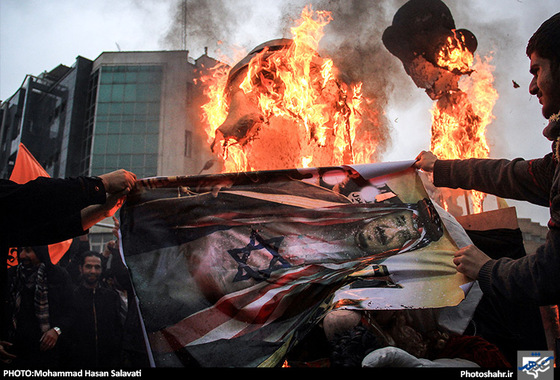 گزارش تصویری | تجمع اعتراض آمیز مردم مشهد به اعدام شیخ نمر | عکس : محمد حسن صلواتی /شهرآرا