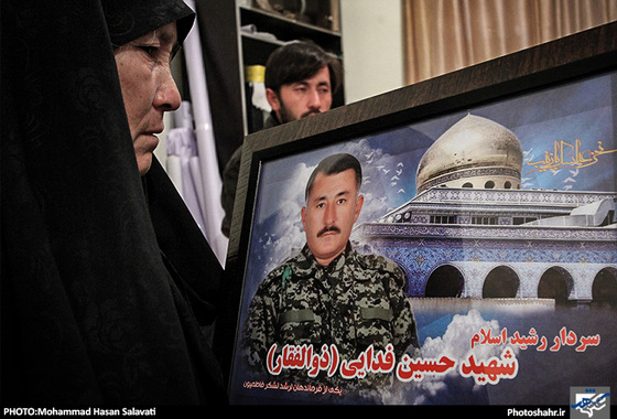 دقایقی در منزل شهید مدافع حرم حسین فدایی | عکس : محمد حسن صلواتی / شهرآرا 