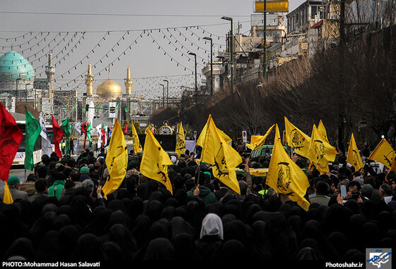 گزارش تصویری | تشییع پیکر سه شهید مدافع حرم در مشهد | عکس : محمد حسن صلواتی /شهرآرا