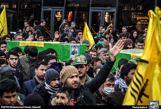 گزارش تصویری | تشییع پیکر سه شهید مدافع حرم در مشهد | عکس : محمد حسن صلواتی /شهرآرا
