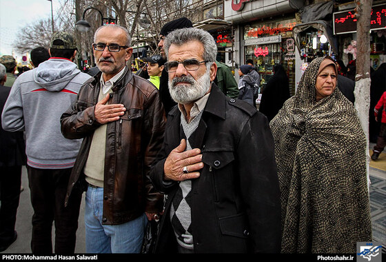 گزارش تصویری | تشییع پیکر سه شهید مدافع حرم در مشهد | عکس : محمد حسن صلواتی /شهرآرا