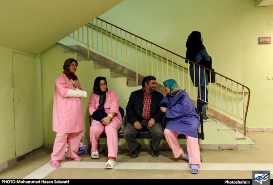 گزارش تصویری | بازدید وزیر بهداشت از وضعیت نامناسب بیمارستان قائم (عج) | عکس : محمد حسن صلواتی /شهرآرا