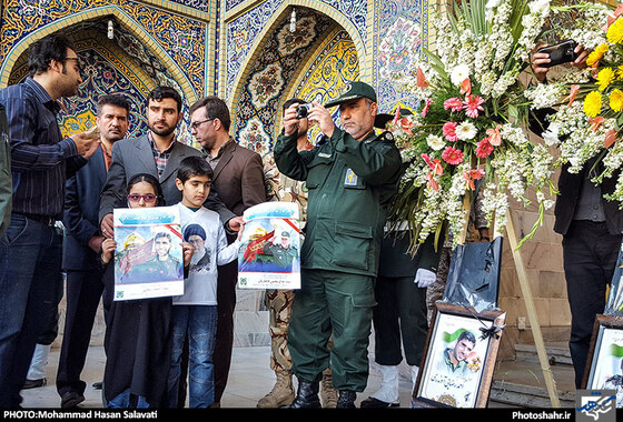 گزارش تصویری | تشییع پیکرهای مطهر شهیدان مدافع حرم قاجاریان و رضایی | عکس : محمد حسن صلواتی /شهرآرا