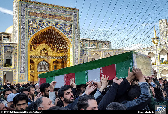 گزارش تصویری | تشییع پیکرهای مطهر شهیدان مدافع حرم قاجاریان و رضایی | عکس : محمد حسن صلواتی /شهرآرا