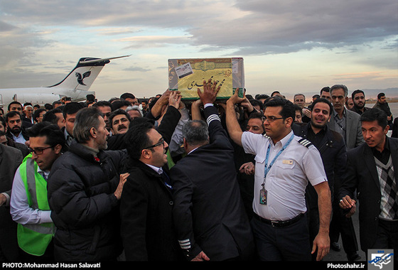 گزارش تصویری | روایت یک روز همراهی با پیکر شهید مدافع حرم جواد محمدی | عکس: محمد حسن صلواتی /شهرآرا