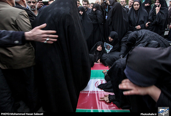 گزارش تصویری | روایت یک روز همراهی با پیکر شهید مدافع حرم جواد محمدی | عکس: محمد حسن صلواتی /شهرآرا