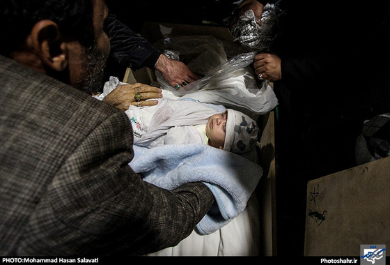 گزارش تصویری | روایت یک روز همراهی با پیکر شهید مدافع حرم جواد محمدی | عکس: محمد حسن صلواتی /شهرآرا