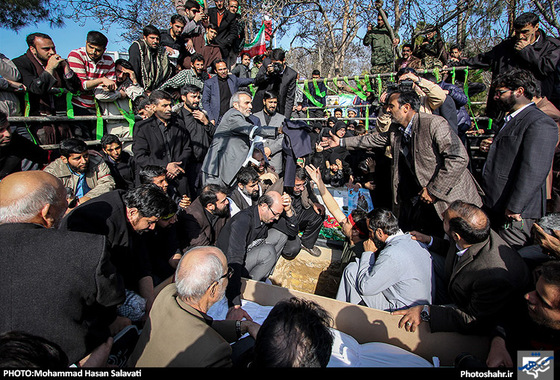 گزارش تصویری | روایت یک روز همراهی با پیکر شهید مدافع حرم جواد محمدی | عکس: محمد حسن صلواتی /شهرآرا