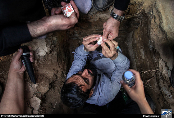 گزارش تصویری | روایت یک روز همراهی با پیکر شهید مدافع حرم جواد محمدی | عکس: محمد حسن صلواتی /شهرآرا