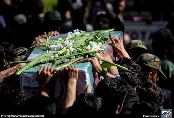 گزارش تصویری | تشییع پیکر دو شهید گمنام در مشهد | عکس : محمد حسن صلواتی /شهرآرا