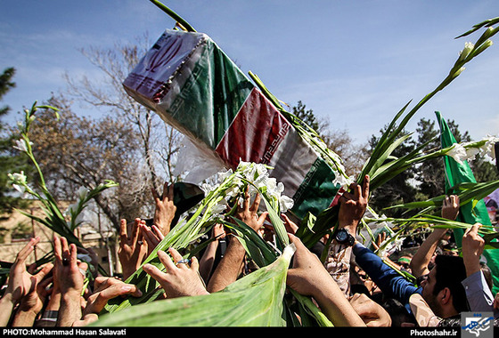 گزارش تصویری | تشییع پیکر دو شهید گمنام در مشهد | عکس : محمد حسن صلواتی /شهرآرا