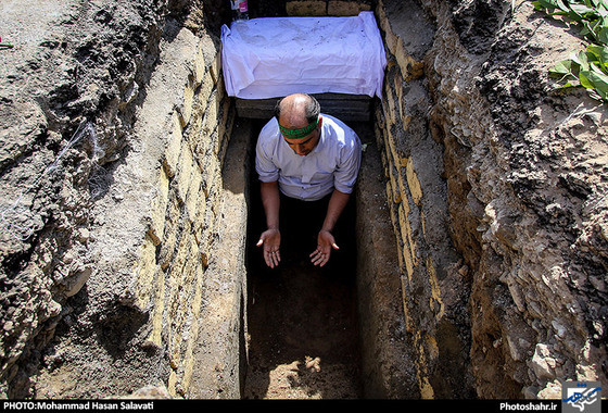 گزارش تصویری | تشییع پیکر دو شهید گمنام در مشهد | عکس : محمد حسن صلواتی /شهرآرا