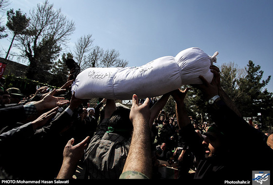 گزارش تصویری | تشییع پیکر دو شهید گمنام در مشهد | عکس : محمد حسن صلواتی /شهرآرا