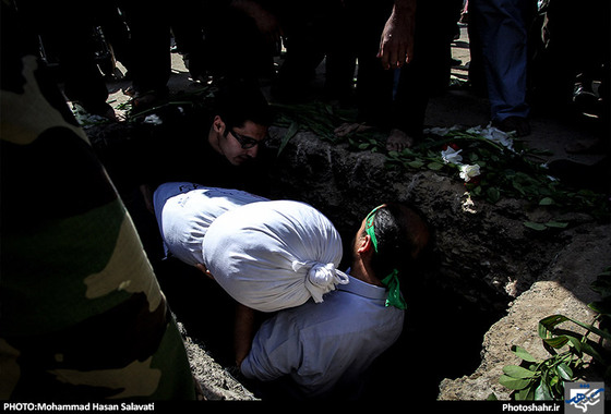 گزارش تصویری | تشییع پیکر دو شهید گمنام در مشهد | عکس : محمد حسن صلواتی /شهرآرا