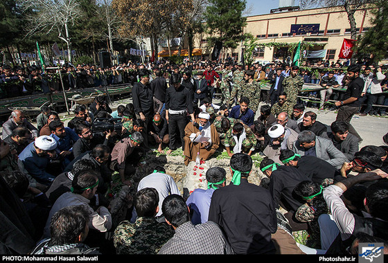 گزارش تصویری | تشییع پیکر دو شهید گمنام در مشهد | عکس : محمد حسن صلواتی /شهرآرا