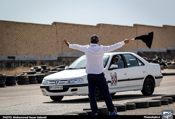 گزارش تصویری | مسابقات اتومبیلرانی سرعت جام شهدا | عکس : محمد حسن صلواتی /شهرآرا