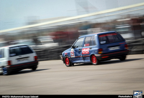 گزارش تصویری | مسابقات اتومبیلرانی سرعت جام شهدا | عکس : محمد حسن صلواتی /شهرآرا