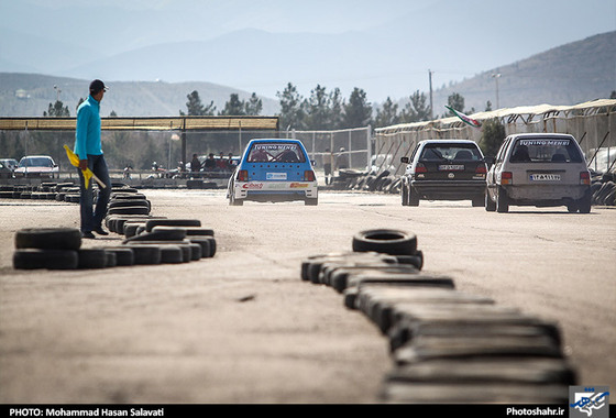 گزارش تصویری | مسابقات اتومبیلرانی سرعت جام شهدا | عکس : محمد حسن صلواتی /شهرآرا