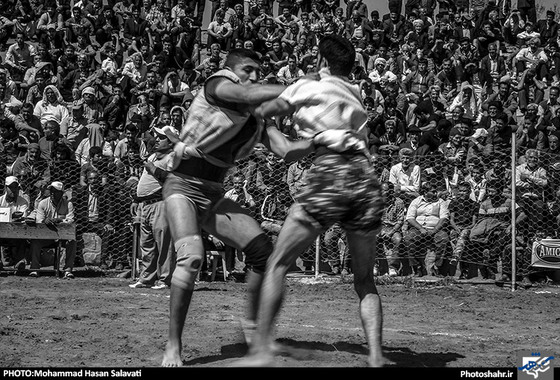 گزارش تصویری | مسابقات کشتی باچوخه در شهرستان فیروزه نیشابور | عکس : محمد حسن صلواتی / شهرآرا