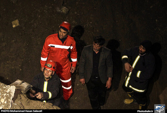 گزارش تصویری | عملیات خروج جسد کارگر مقنی از چاه | عکس : محمد حسن صلواتی /شهرآرا