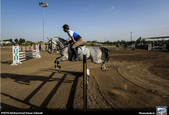 گزارش تصویری |  اولین دوره مسابقات پرش با اسب استان خراسان رضوی | عکس : محمد حسن صلواتی / شهرآرا