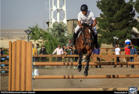 گزارش تصویری |  اولین دوره مسابقات پرش با اسب استان خراسان رضوی | عکس : محمد حسن صلواتی / شهرآرا