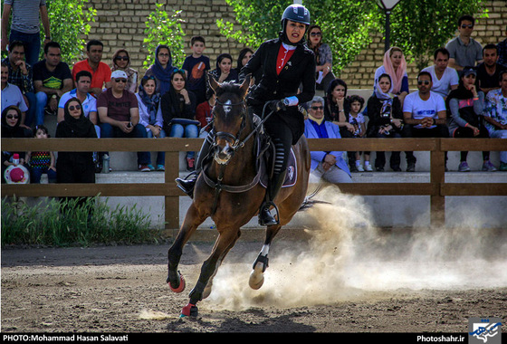 گزارش تصویری |  اولین دوره مسابقات پرش با اسب استان خراسان رضوی | عکس : محمد حسن صلواتی / شهرآرا