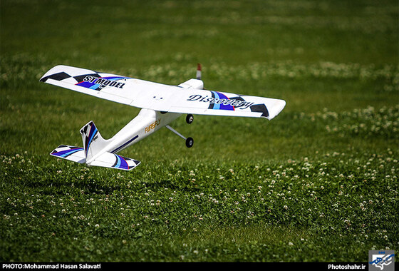 گزارش تصوریری | پرواز پرنده های بدون سرنشین در دانشگاه فردوسی |  عکس : محمد حسن صلواتی /شهرآرا