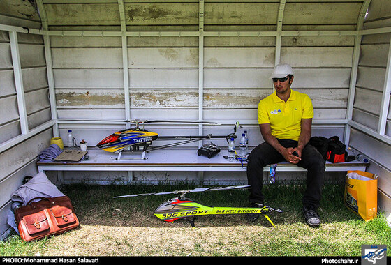 گزارش تصوریری | پرواز پرنده های بدون سرنشین در دانشگاه فردوسی |  عکس : محمد حسن صلواتی /شهرآرا