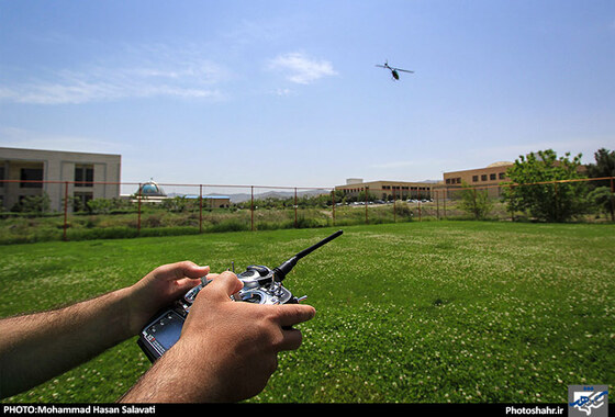 گزارش تصوریری | پرواز پرنده های بدون سرنشین در دانشگاه فردوسی |  عکس : محمد حسن صلواتی /شهرآرا