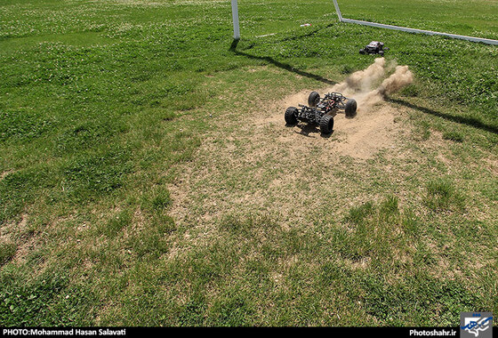 گزارش تصوریری | پرواز پرنده های بدون سرنشین در دانشگاه فردوسی |  عکس : محمد حسن صلواتی /شهرآرا